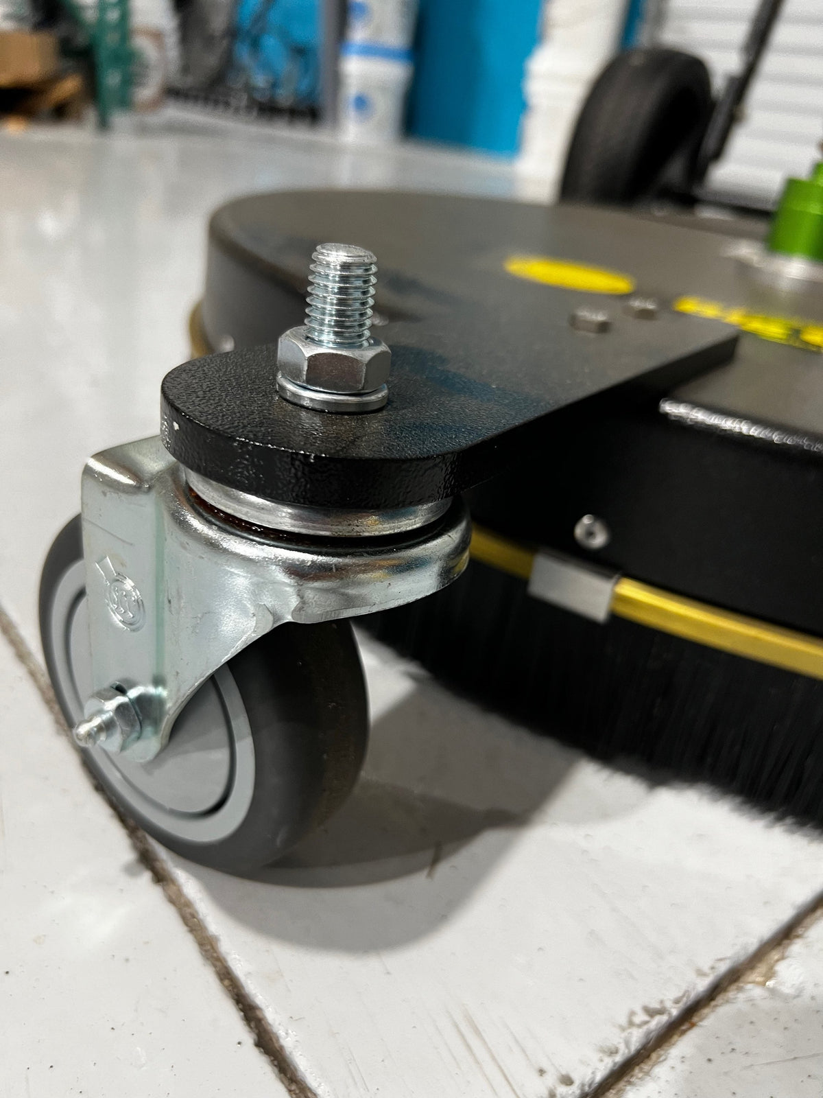 Whisper Wash Big Guy 28-inch surface cleaner